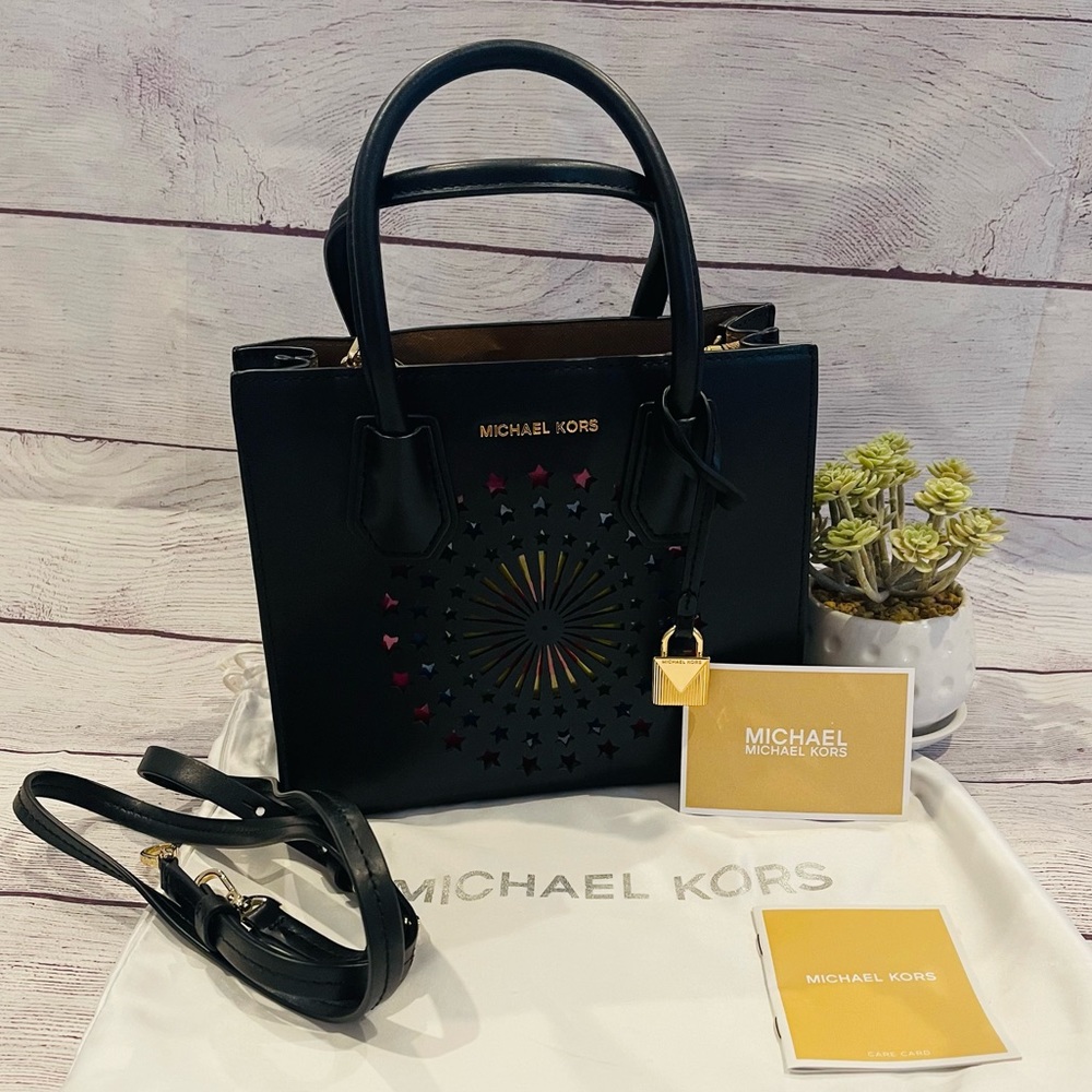 *RARE* Michael Kors Mercer Modern Disco Leather
Crossbody